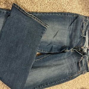 Denizen Levi’s Modern Bootcut